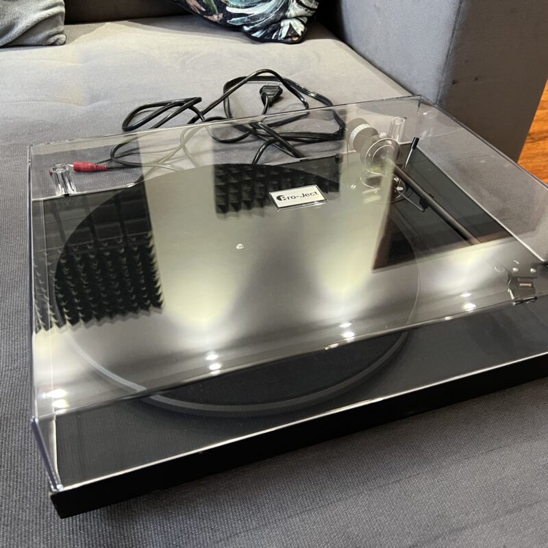 Pro-Ject 1 / Tesla NC500