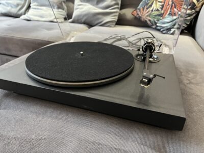 Pro-Ject 1 / Tesla NC500
