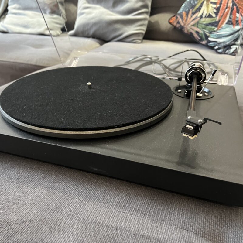 Pro-Ject 1 / Tesla NC500