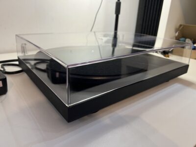 Gramofón Pro-Ject 1.2e